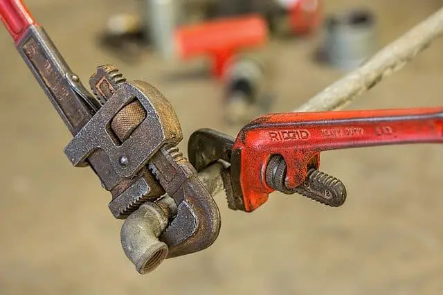 plumbing pipe wrench